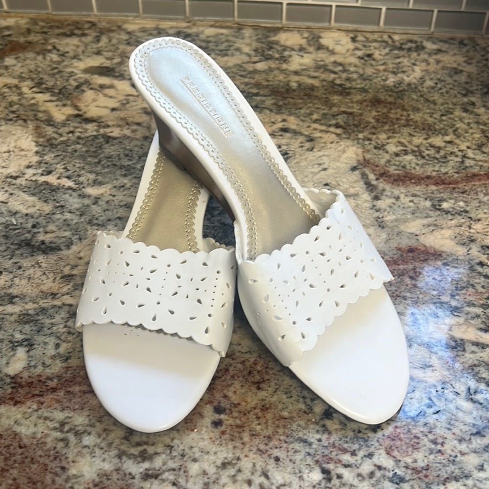 White Predictions wedge heel slide shoes. Size 7.5 Excellent condition!
